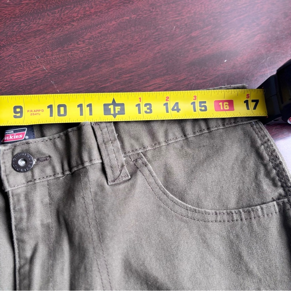 Dickies Olive Green Zip-Up Shorts - Picture 3 of 8